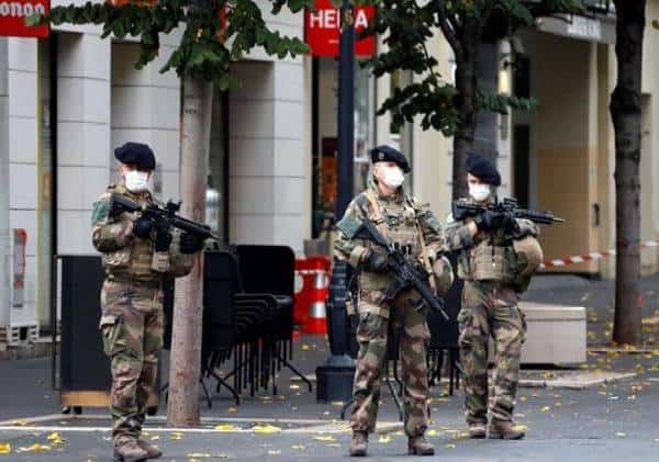 אימה בצרפת: כל בתי הכנסת ובתי הספר היהודיים בעיר ניס נסגרו בשל חשש לפיגועים