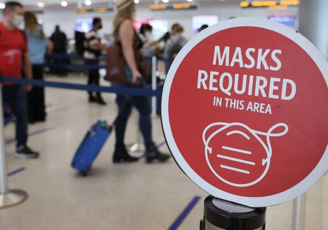 חרף התנגדות חברות התעופה: ממשל ביידן מאריך את חובת עטיית המסכות במטוסים