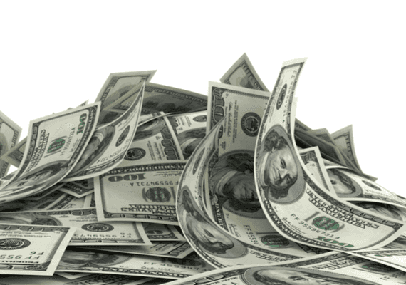 מה אתם הייתם עושים? נוסע בניו יורק מצא אלפי דולרים בתוך תיק ברכבת