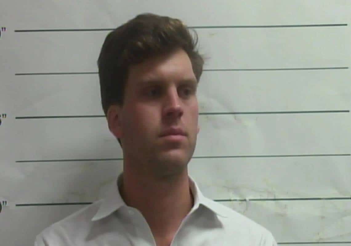 סוכן נדל"ן נשפט ל-30 שנות מאסר לאחר שהכה גבר מבוגר למוות - סנגוריו טוענים, "זו היתה הגנה עצמית"