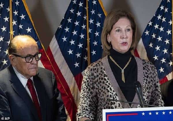 התפתחות דרמטית בצוות המשפטי של הנשיא: "סידני פאוול אינה מייצגת את נשיא ארה"ב"