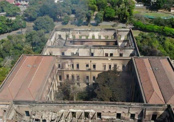 השריפה כמטפורה: בברזיל מנסים לאמוד את עוצמת הנזק למוזיאון