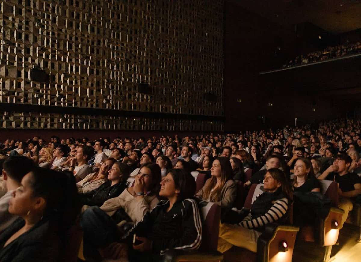 תחיית הקולנוע: אחרי שנות משבר, האמריקאים חוזרים אל המסך הגדול