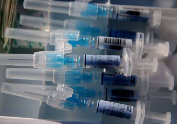 זה מתקרב: חברת תרופות נוספת הכריזה - "נכנסנו לשלב הקריטי בדרך למציאת חיסון לקורונה"