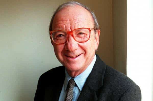 המחזאי היהודי ניל סיימון הלך לעולמו בגיל 91