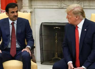 מלחמה כפולה: טראמפ מכריז על מאבק באחים המוסלמים – אך ממשיך להתחבק עם קטאר, נותנת החסות שלהם