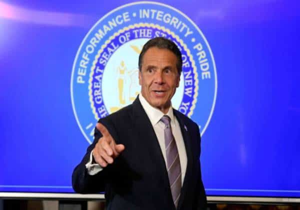 ניו יורק נפתחת על רקע "נורמלי-חדש": בעקבות הירידה במקרי המוות קואמו מאיץ את תוכניות הפתיחה מחדש