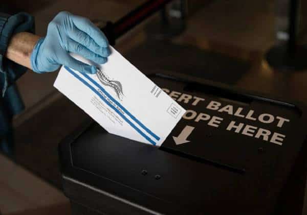 פנסילבניה: דיווחים על זיופים בקנה מידה היסטורי לטובת הדמוקרטים