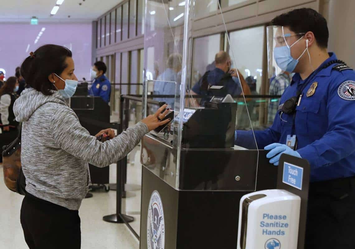 מנהל ה-TSA מעריך: "כ-20 מיליון נוסעים יטוסו במהלך חג ההודיה"