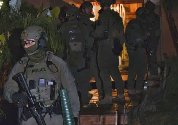 פשיטת ענק ברחבי ארה"ב: עשרות אנשי קרטל סמים נעצרו בלוס אנג'לס