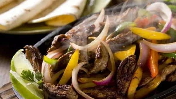 אין ארוחות חינם: הזמין פהיטס על חשבון העבודה ביותר ממיליון דולר ויבלה את שארית חייו בכלא 