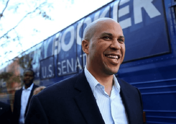 הוא רץ - קורי בוקר מפגין נוכחות באיווה