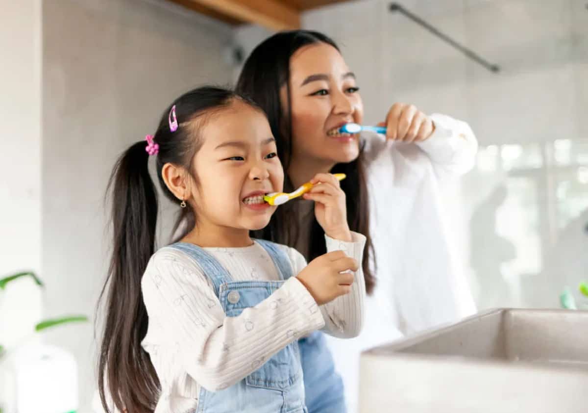 השיטה של הדרום קוריאנים לצחצוח שיניים: האם כדאי לכם לאמץ?