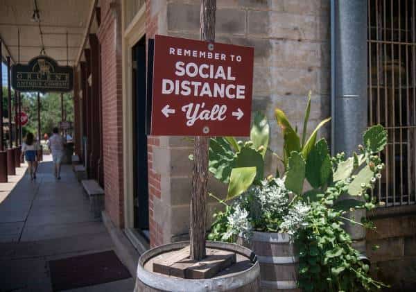 צעד קדימה, שניים לאחור: טקסס הורתה על חובת חבישת מסכות