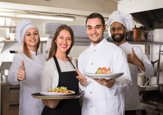 שאלת הטיפים בארצות הברית עלולה לגרום לסגירת מקומות עבודה