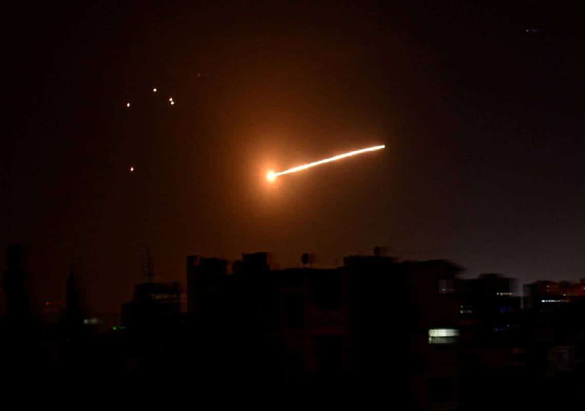 אש בשמי דמשק: ישראל תקפה את בירת סוריה - 'פיצוץ עז הרעיד את העיר כולה הלילה'