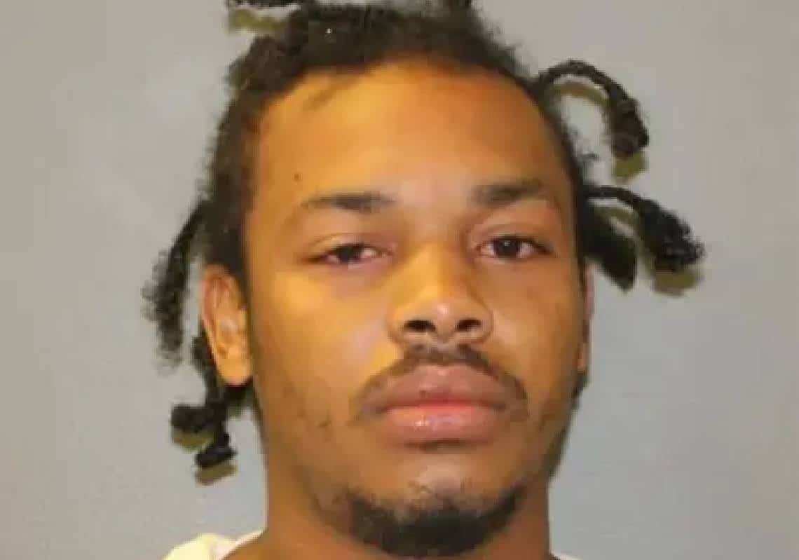 שלף אקדח על שתי נשים בגלל ש"לא אמרו תודה על שהחזקתי להן את הדלת בחנות"