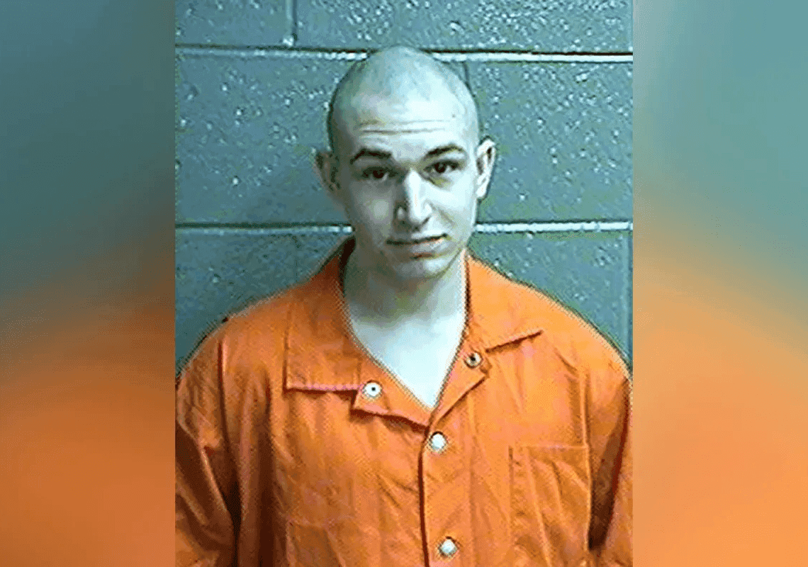 בן 28 שהורשע שהטביע למוות את בתו - טוען: נסיתי לעשות לה הטבלה נוצרית 