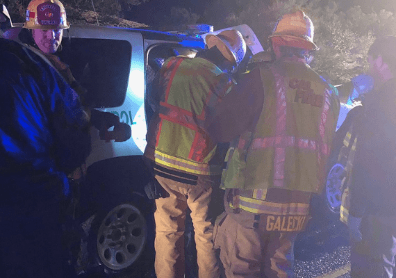 הטנדר ברח ממחסום והתהפך באוויר: 3 הרוגים ושמונה פצועים בתאונת דרכים סמוך לגבול מקסיקו