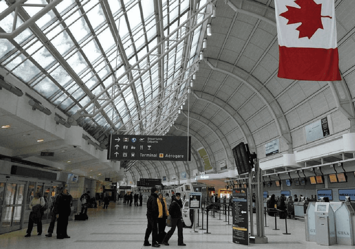 קנדה הכריזה: כל הנכנסים אל המדינה מחוייבים להיות מחוסנים באופן מלא 