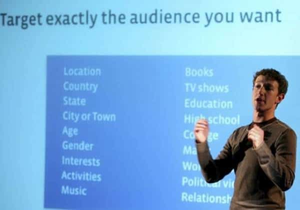 פייסבוק ממשיכה לאפשר למפרסמים להתמקד באנטישמים ונאצים