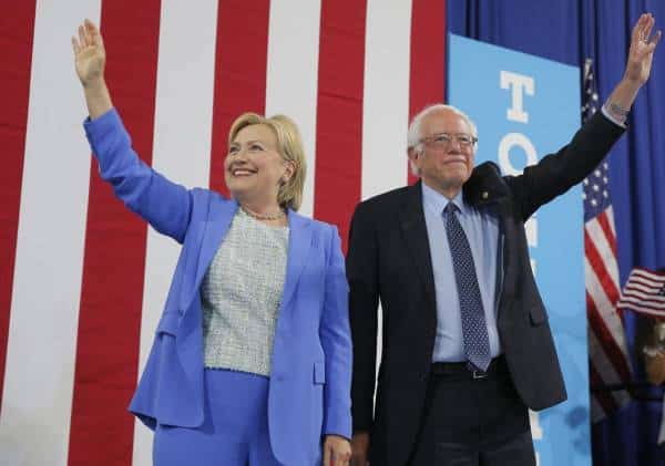 הילרי קלינטון לא חוסכת ביקורת: "אף אחד לא אוהב את ברני סנדרס"