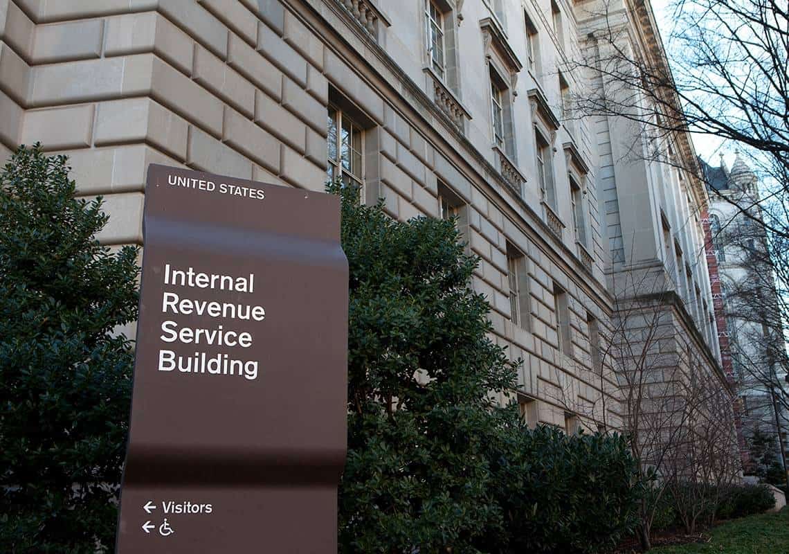 מיליונים בארה"ב נערכים לקראת הגשת דו"חות המס ומגלים - נפלנו קורבן להונאת אבטלה