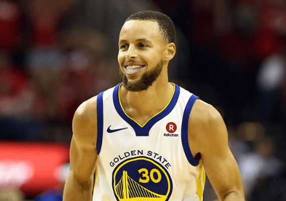 יוסטון, יש לנו בעיה: כוכב ה-NBA סטף קרי לא מאמין שהגענו לירח, נאס"א: "יש לנו הוכחות, מוזמן לראות"