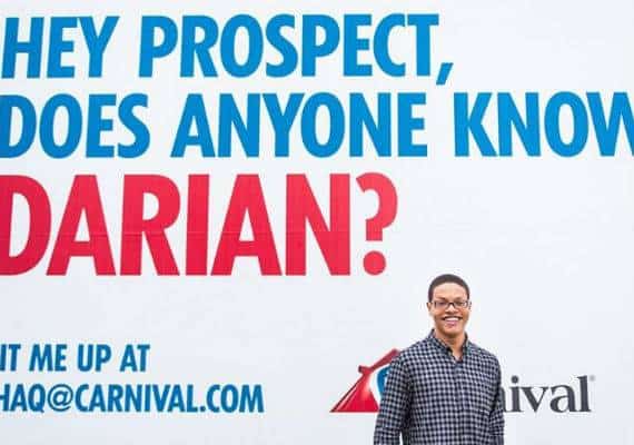 איך לא חשבתם על זה קודם? כך הצליח בן 15 מוירג'יניה להשיג חופשת שיט יוקרתית בחינם עבור משפחתו