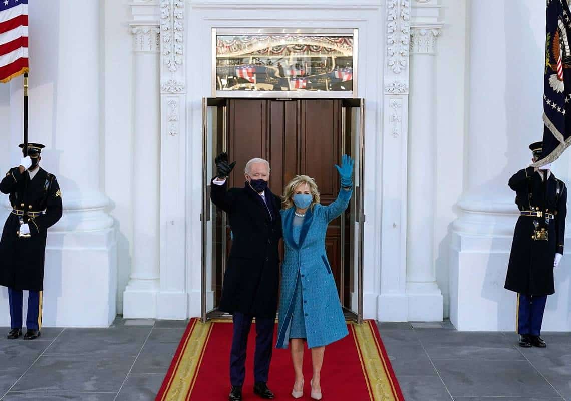 "אהיה נשיא של כל האמריקאים, אעבוד קשה גם עבור מי שלא הצביע לי": הנשיא ביידן נכנס לבית הלבן