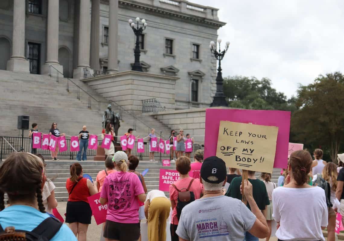 מכה למתנגדי ההפלות בקרוליינה הדרומית: ביהמ"ש חסם את הצעת החוק החדשה