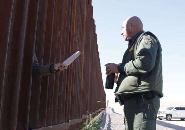 בפעם השמינית ברציפות: ירידה בכמות המעצרים בגבול ארה"ב-מקסיקו