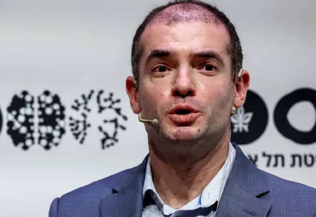 הישראלי המייסד של OpenAI מזהיר כי יש לשלוט בבינה מלאכותית כדי למנוע הכחדה אנושית אפשרית‏