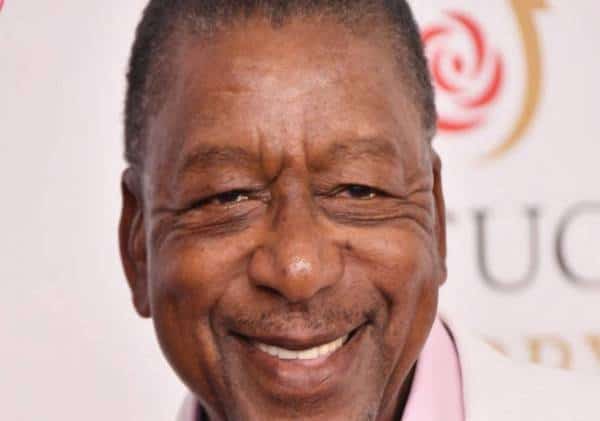 מפיק העל השחור: "אנחנו צוחקים על לבנים שמשחיתים פסלים"