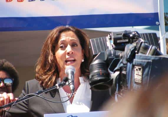 המירוץ לבית הלבן: הסנטורית הדמוקרטית קמלה האריס הודיעה שתתמודד לנשיאות