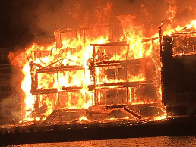 מרילנד: 24 תושבים איבדו את דירותיהם במהלך שריפת ענק בבניין מגורים