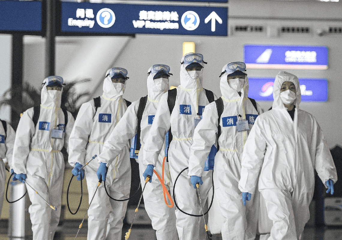 בכיר בארגון הבריאות העולמי מחזיר את תיאוריית דליפת הקורונה מהמעבדה בווהאן אל סדר היום