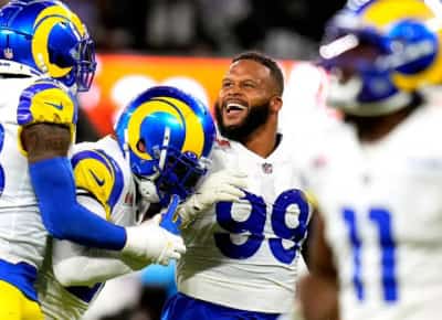 יום האהבה הכי יקר בהיסטוריה: הסופרבול חוזר ללוס אנג'לס ב-2027 - והעיר מתכוננת למופע של מיליארדים