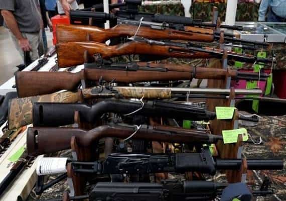 אושרה הצעת חוק להרחבת חובת בדיקות רקע למבקשי רישיון נשק