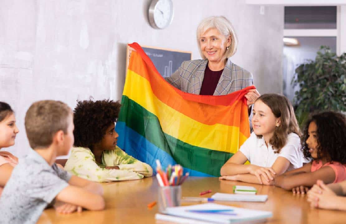 ‏מספר התלמידים ה"א-בינאריים" בארה"ב מרקיע שחקים ‏