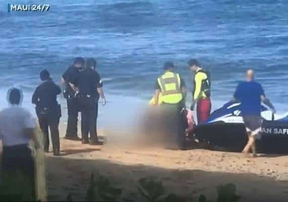 זוועה במהלך נופש בהוואי: תייר מקליפורניה נהרג מתקיפת כריש בחופי מאווי