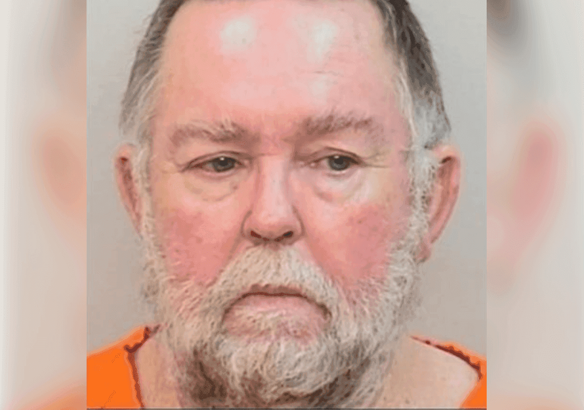 נערה בת 14 שיחקה מחבואים - ונורתה בראשה על ידי השכן