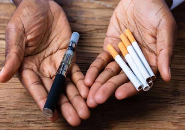 "אלפי חולים ועשרות מקרי מוות": רשויות הבריאות ממשיכות לחשוף נתונים מדאיגים על נזקי הסיגריה האלקטרונית