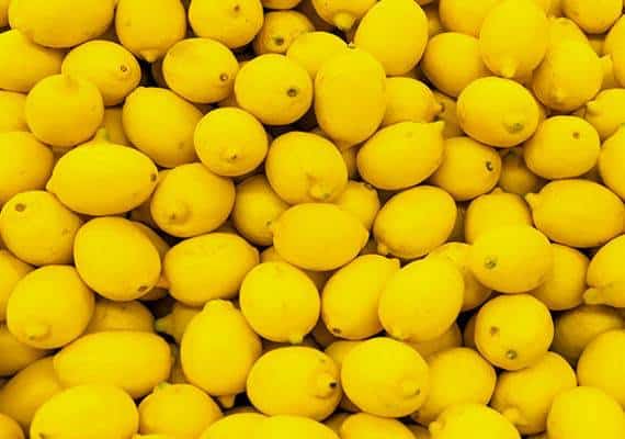 אם החיים זורקים עלייך לימונים, תגנוב 800 פאונד מהם