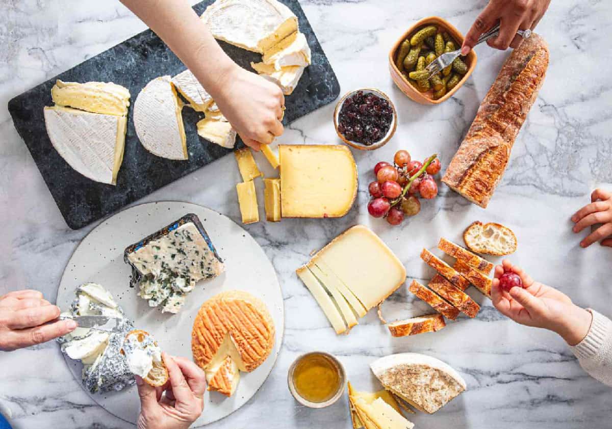 אוהבים גבינות אבל דואגים מהכולסטרול? המומחים מרגיעים