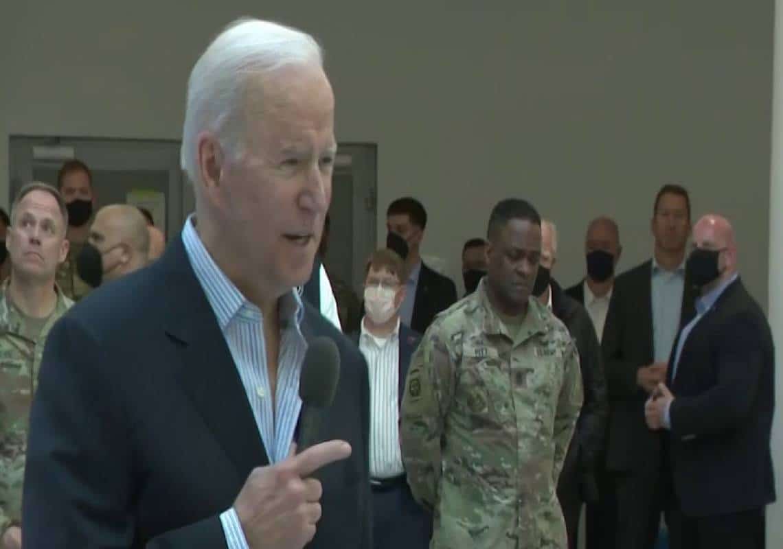 ביידן בפליטת פה מלחיצה לחיילים אמריקנים: "אתם כבר תראו מה קורה באוקראינה כשתהיו שם"