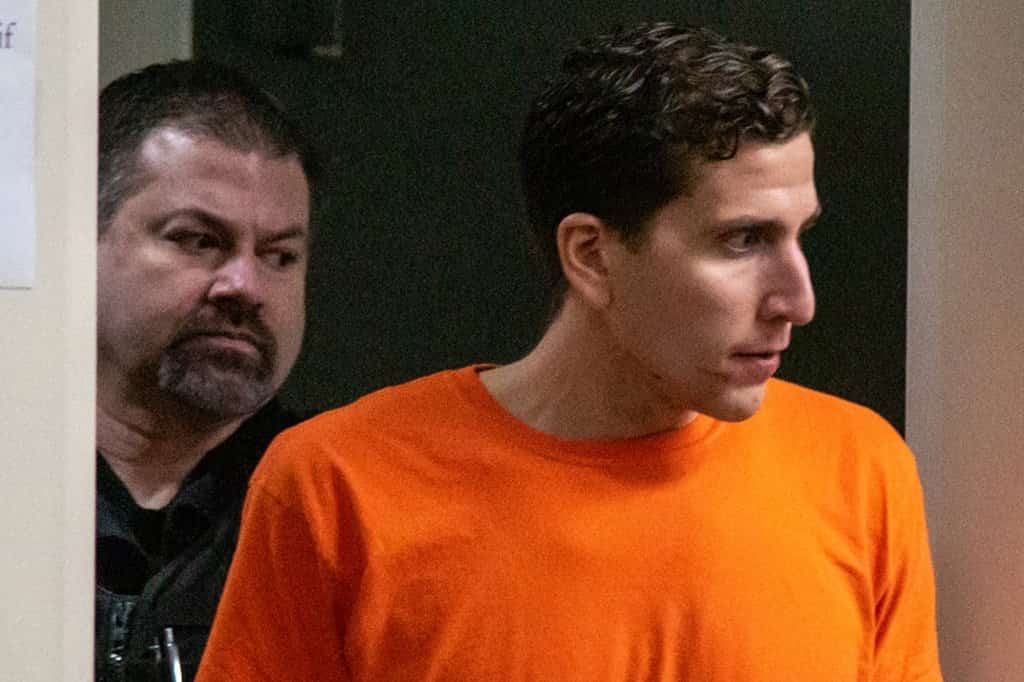 בריאן קוהברגר פוטר מתפקידו כעוזר הוראה לפני שנעצר באשמת רצח הסטודנטים 