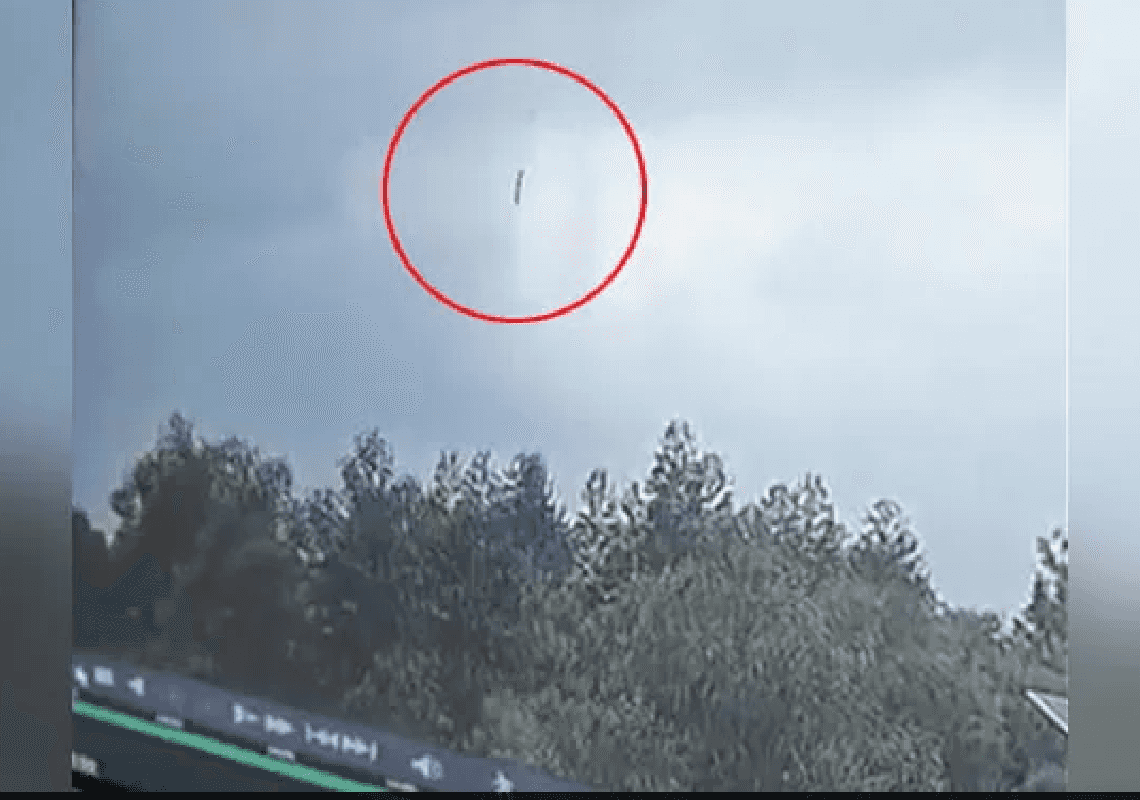 ההתרסקות המוזרה של המטוס הסיני: מומחים חוששים כי מדובר בהתאבדות