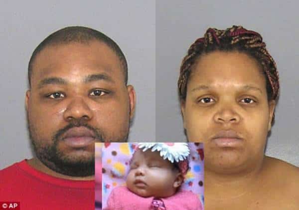 בשל חשד לגזענות כלפיו: האיש שעינה למוות את בתו הפעוטה ניצל מעונש מוות