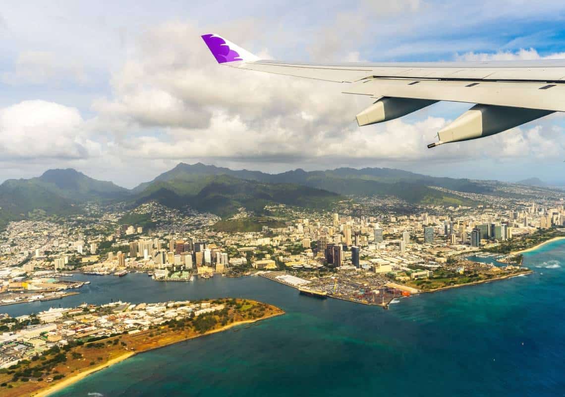 התיירים יחזרו למדינת האיים? הוואי הודיעה רשמית על סיום חובת עטיית המסכות